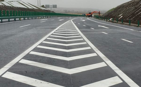 久治标线涂料 久治标线涂料